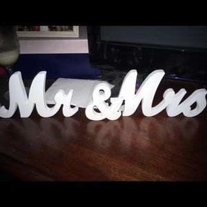 Mr & Mrs Signs
